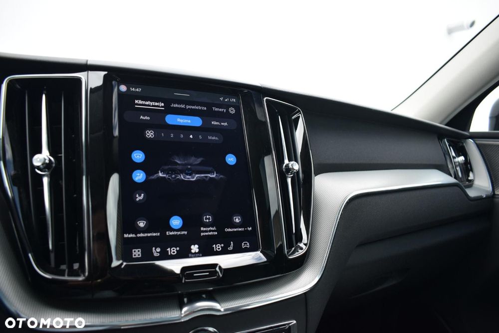 Volvo XC 60 - 31