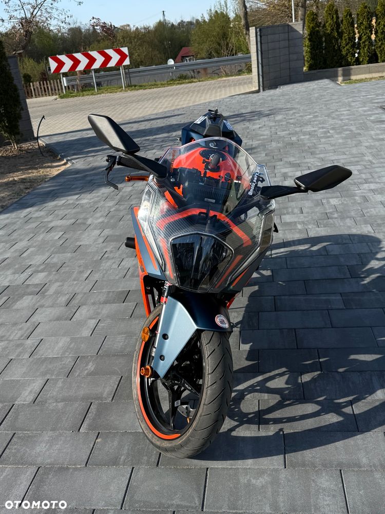KTM RC 390 - 19