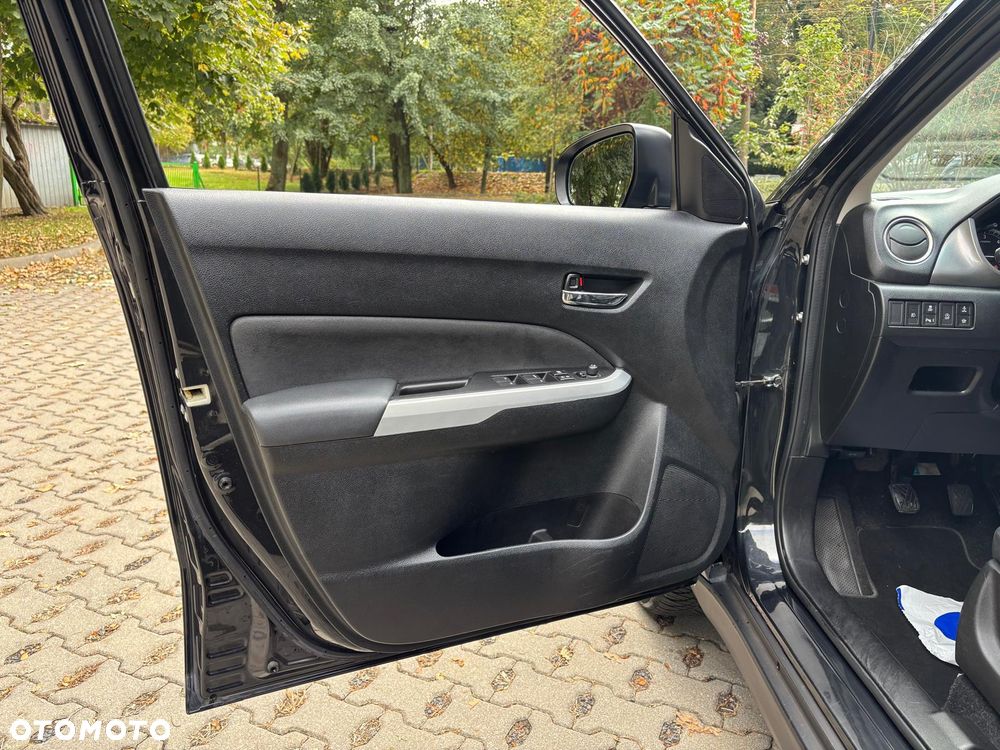 Suzuki Vitara - 12