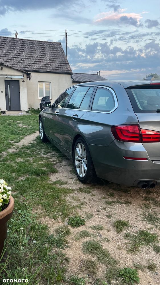 BMW Seria 5 525d - 9