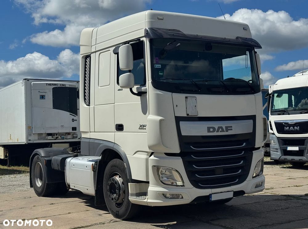 DAF XF 106.460 Space Cab Euro 6 Standard Automat Hydraulika - 2