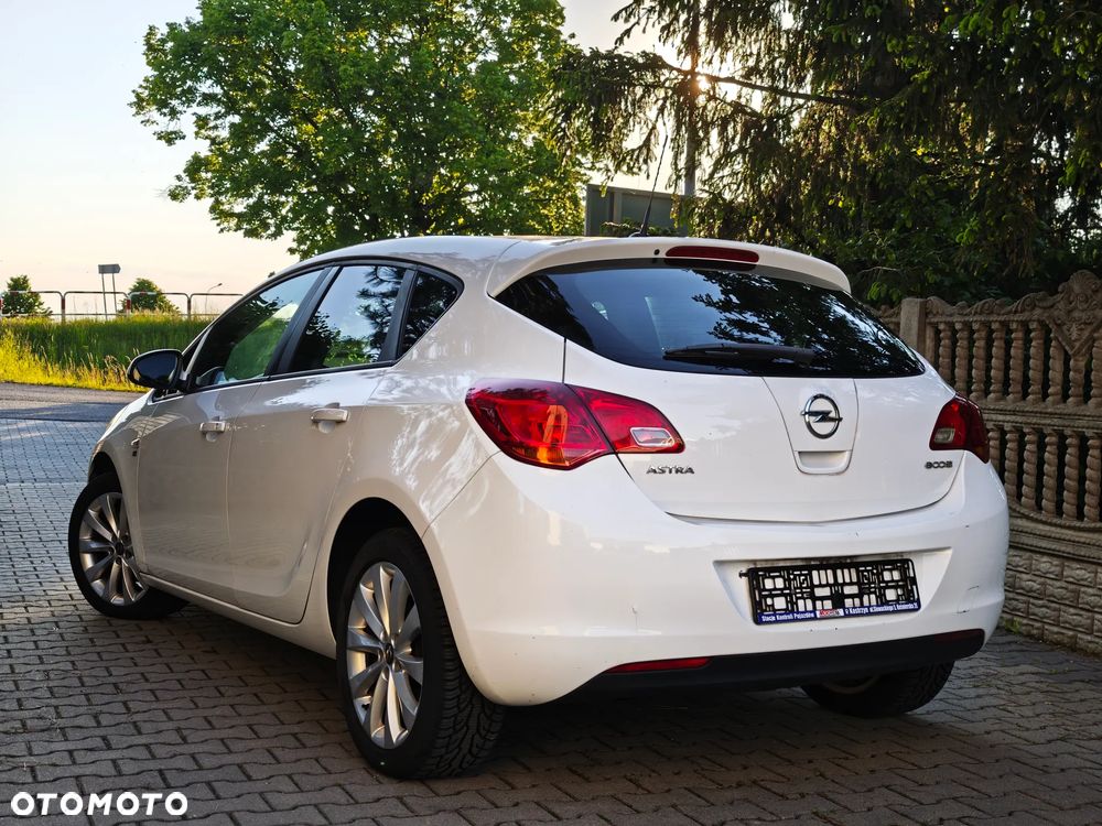 Opel Astra 1.4 Innovation - 10