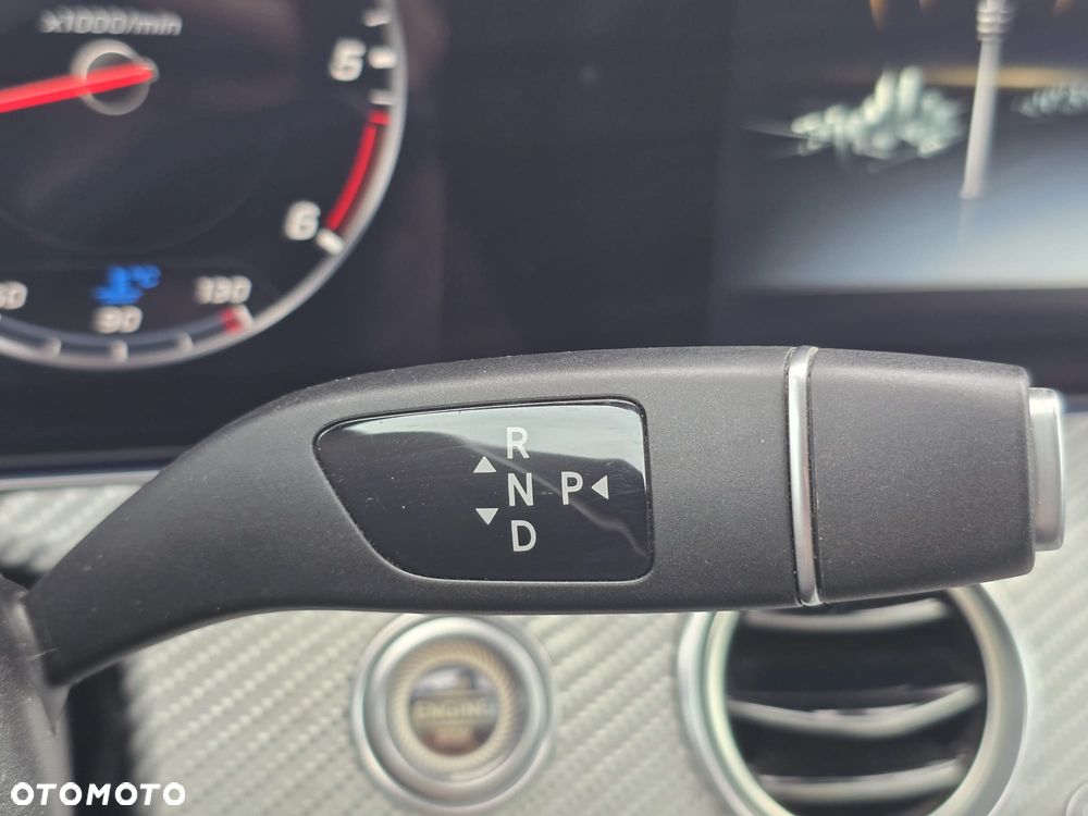 Mercedes-Benz Klasa E 400 d 4Matic 9G-TRONIC AMG Line - 39