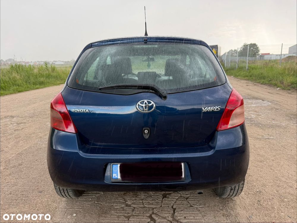 Toyota Yaris 1.0 Luna A/C - 7