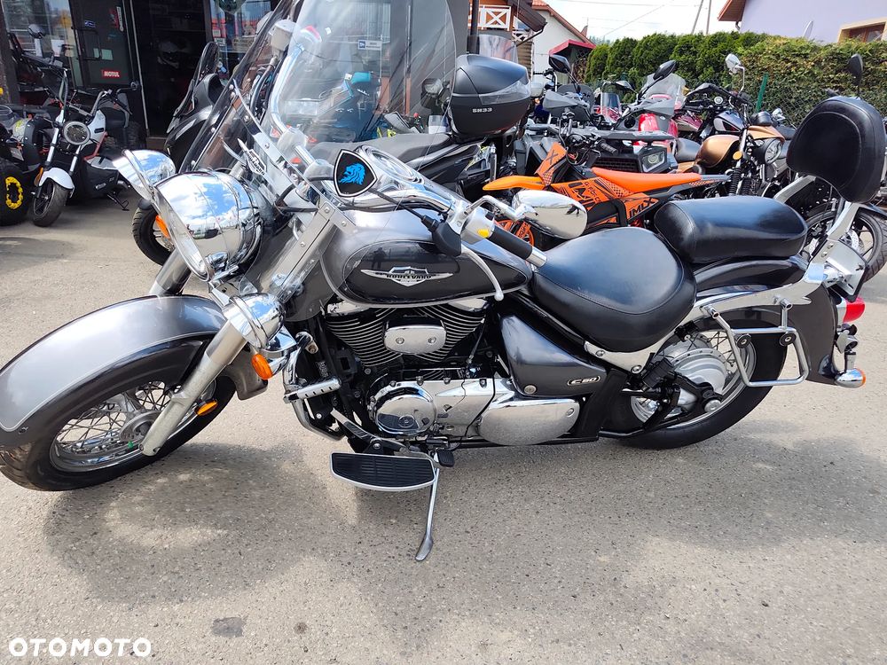 Suzuki VL 800 Volusia - Boulevard C50 - 2