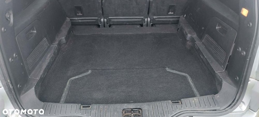 Ford S-Max 2.5 Titanium - 14