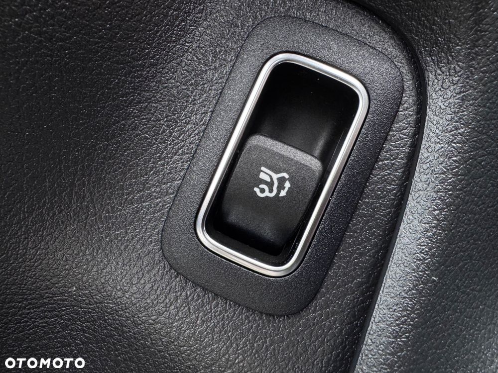 Mercedes-Benz CLA 220 AMG Line 7G-DCT - 39