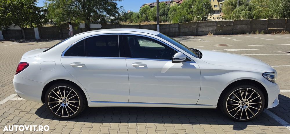 Mercedes-Benz C - 18