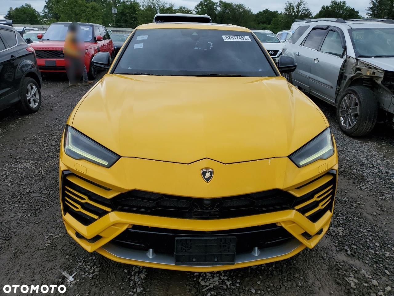 Lamborghini Urus Standard - 2