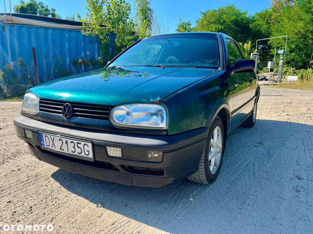 Volkswagen Golf 1.6 CL - 4