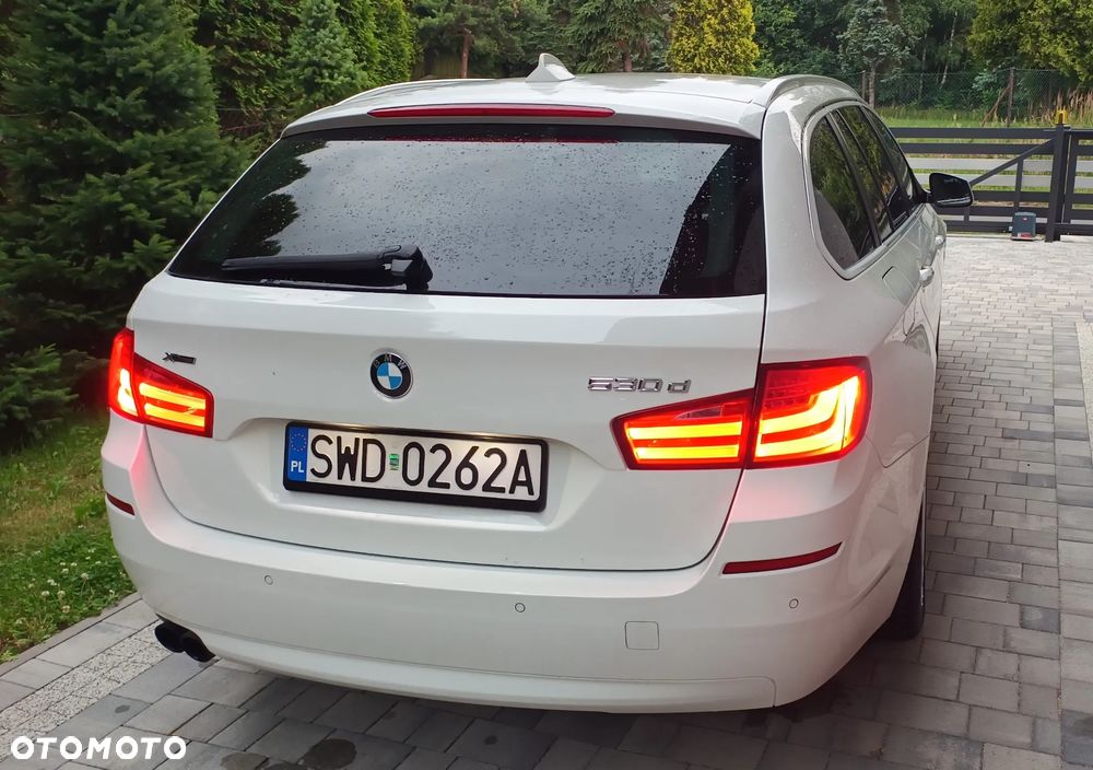 BMW Seria 5 530d xDrive Modern Line - 5
