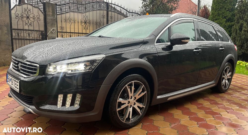 Peugeot 508 RXH Hybrid4 - 1