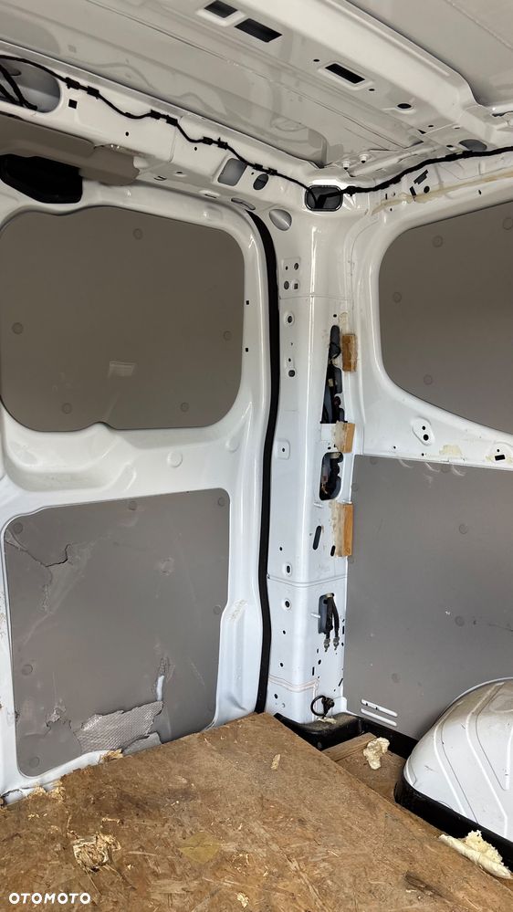 Ford Transit Custom - 27