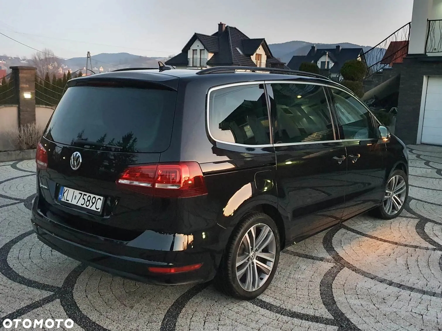 Volkswagen Sharan 2.0 TDI (BlueMotion Technology) Highline - 5