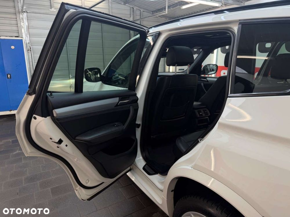 BMW X3 xDrive20d - 28