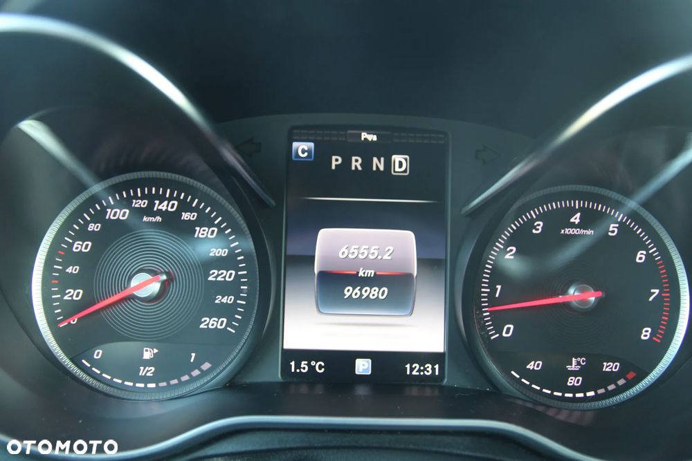 Mercedes-Benz Klasa C 300 7G-TRONIC AMG Line - 8