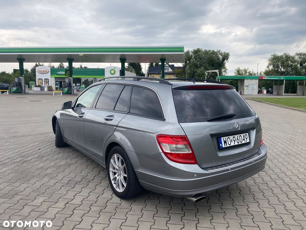 Mercedes-Benz Klasa C 200 CDI BlueEff Classic - 4