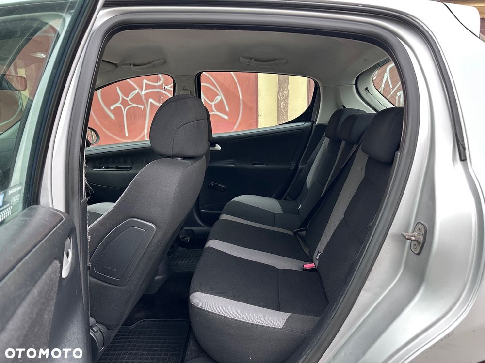 Peugeot 207 90 Sport - 19
