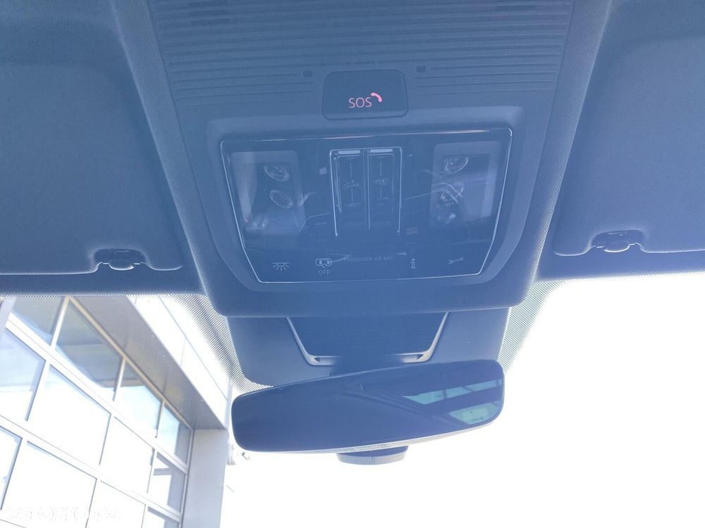 Volkswagen Tiguan - 29