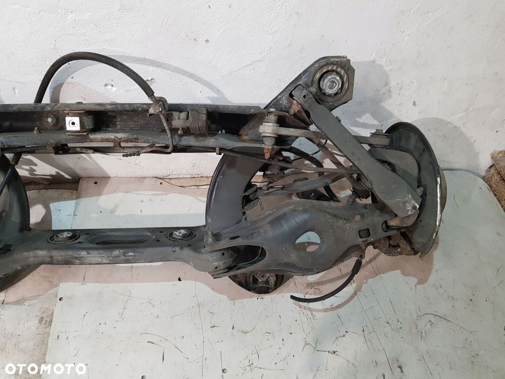 belka zawieszenia tył a2123503510 mercedes e-klasa w212 lift 2.2 cdi kombi - 14