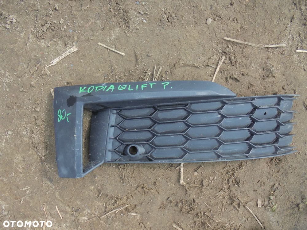 SKODA KODIAQ KRATKA ZDERZAKA PRZÓD PRAWA EUROPA