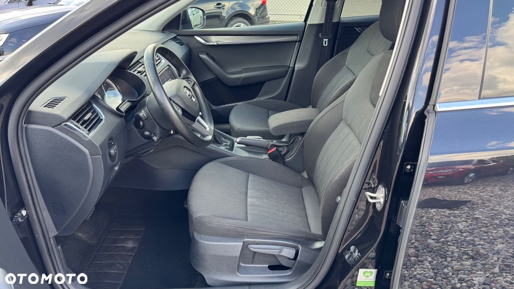 Skoda Octavia 2.0 TSI DSG Style - 26