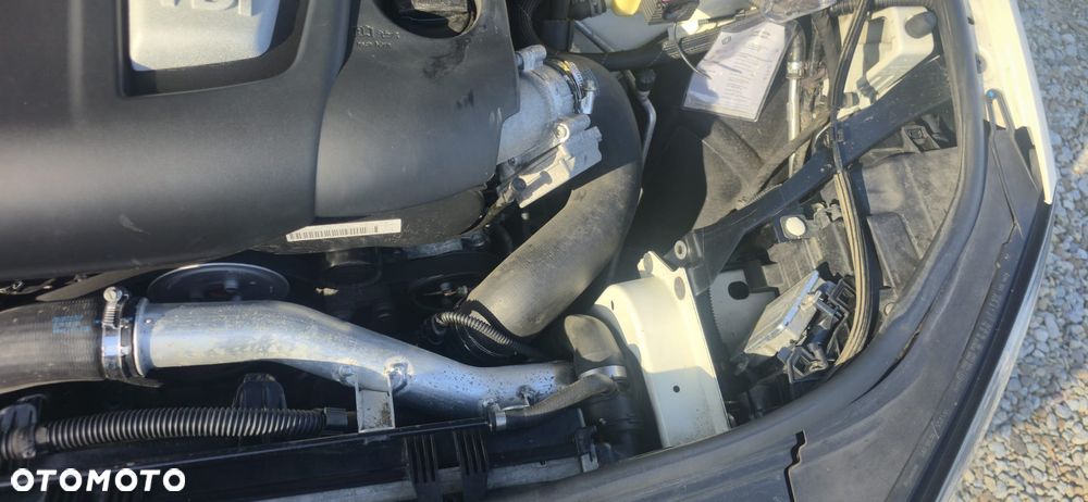 Volkswagen Touareg 3.0 V6 TDI DPF Automatik Individual - 29