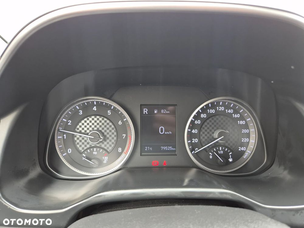 Hyundai Elantra 1.6 Comfort - 21