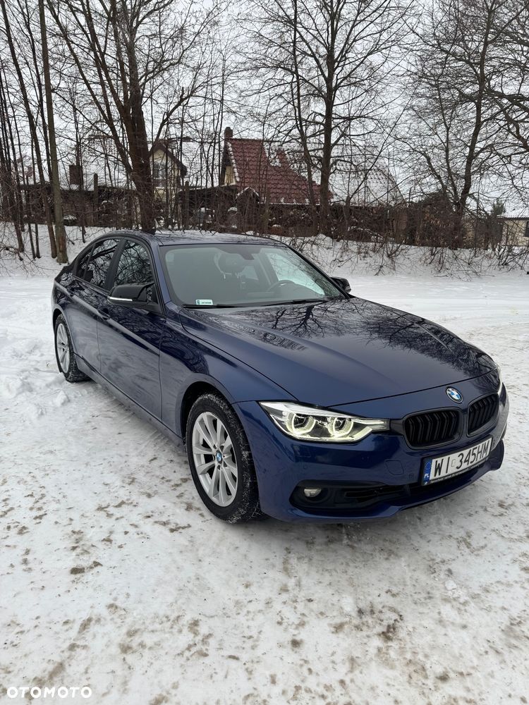 BMW Seria 3 330i xDrive - 1