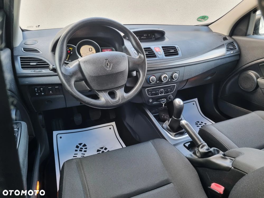 Renault Megane 1.6 16V Exception - 7