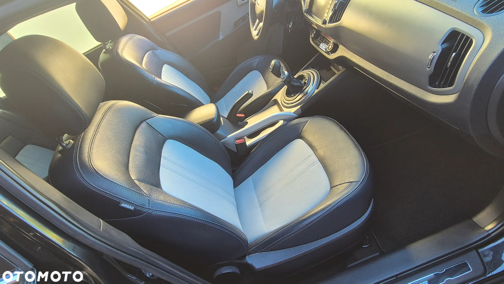 Kia Sportage 1.7 CRDI 2WD ISG Dream-Team Edition - 21