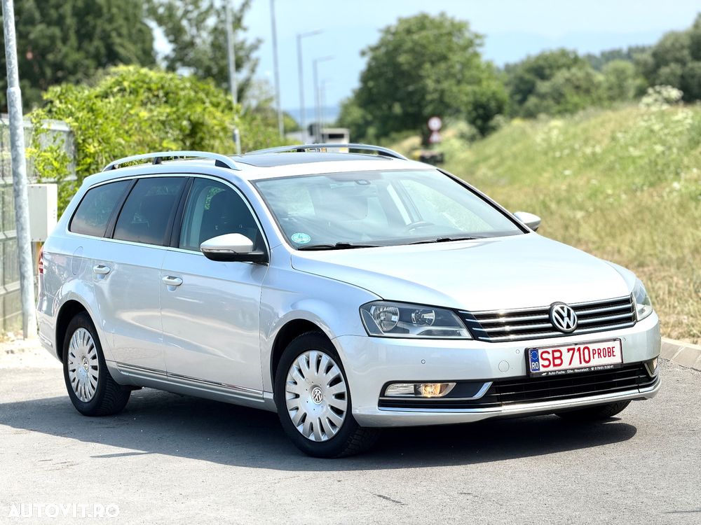 VOLKSWAGEN Passat 2011