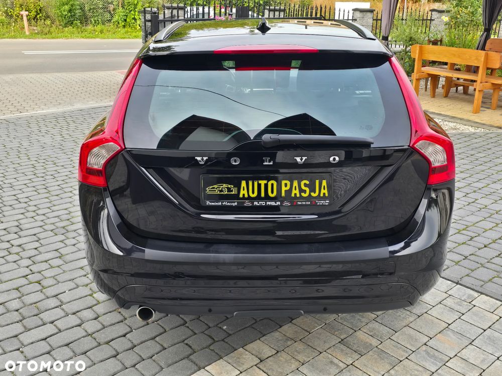 Volvo V60 D4 Summum - 12