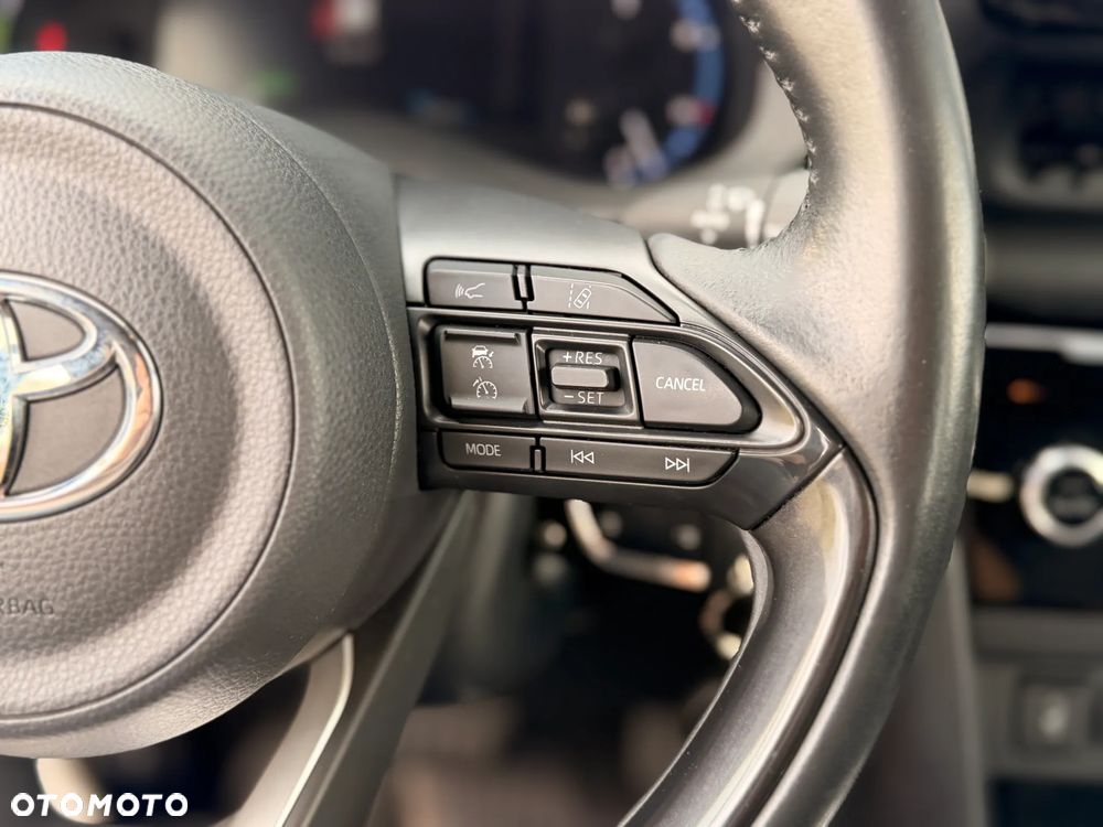Toyota Yaris Cross Hybrid 1.5 Comfort - 24