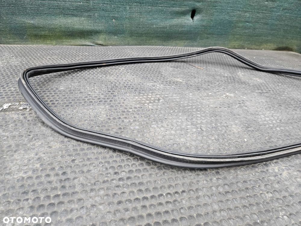 Uszczelka 8E5827705 Guma Pokrywy Klapy Klapa Bagaznika Audi A4 B6 B7 SEDAN - 22