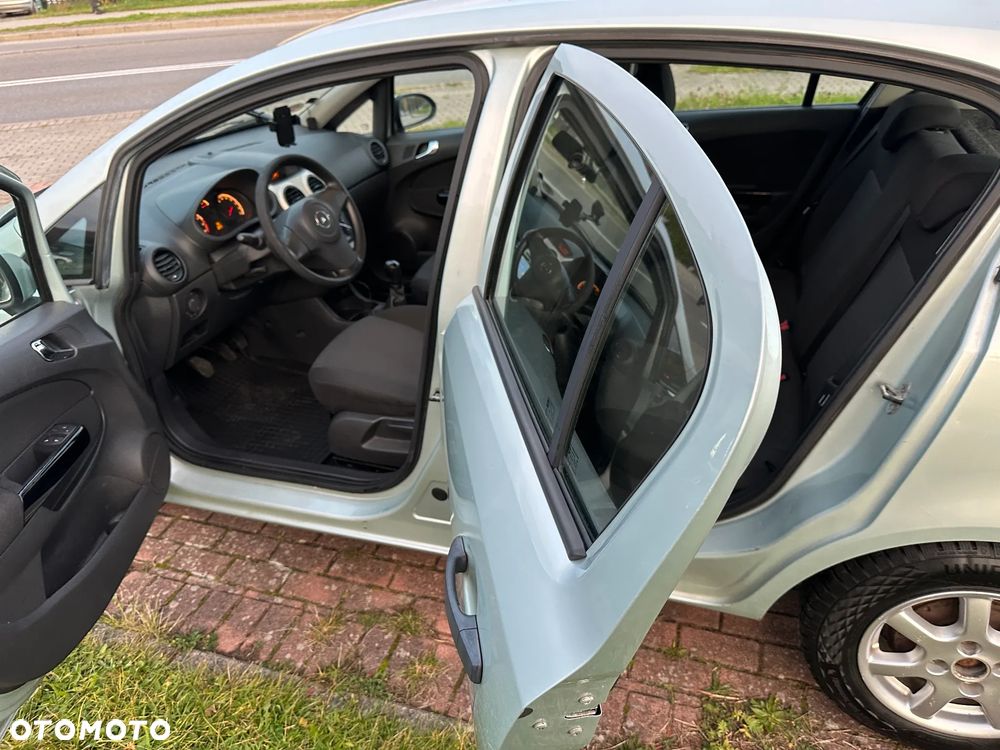 Opel Corsa 1.2 16V Innovation 110 Jahre - 14