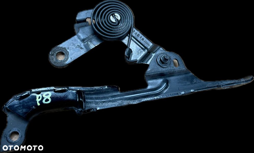 P8 GMC YUKON XL DENALI IV 2015 - PRAWY ZAWIAS MASKI ORYGINAŁ 23258270 - 1