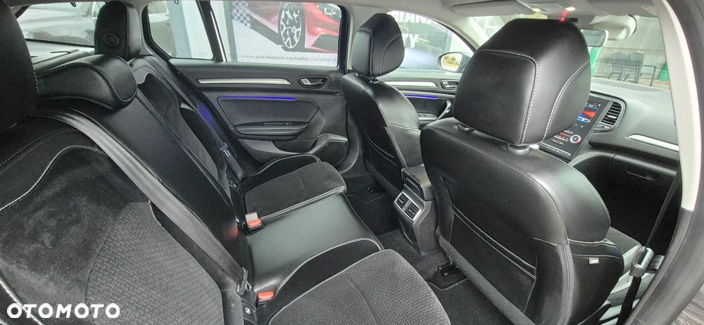 Renault Megane ver-1-5-dci-bose - 8