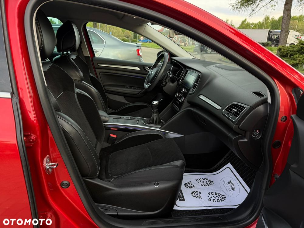 Renault Megane 1.2 16V TCE Energy Bose Edition - 6