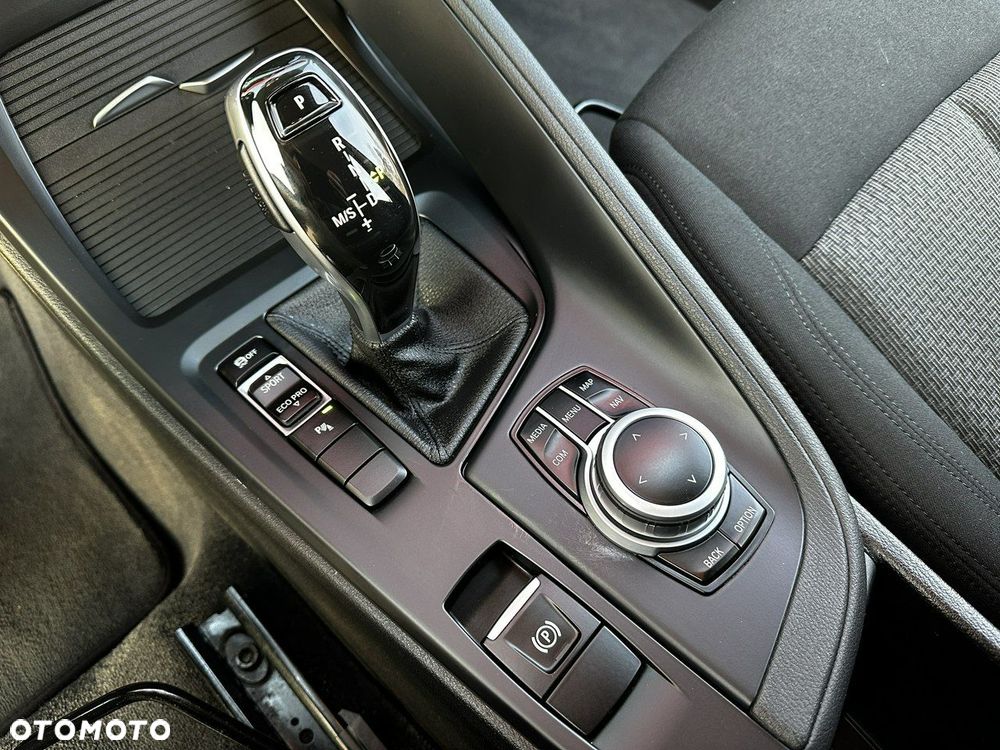 BMW X1 xDrive18d Advantage - 25