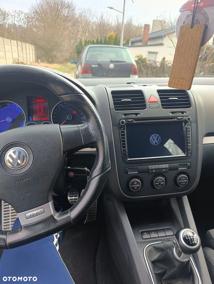 Volkswagen Golf 2.0 GTI - 10