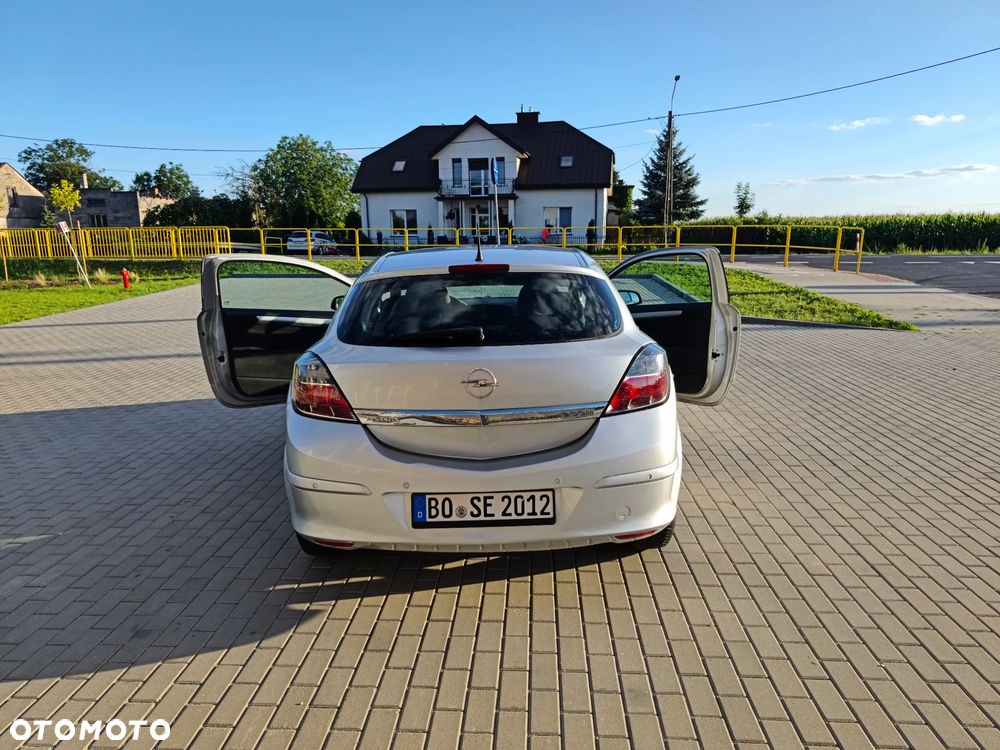 Opel Astra 1.4 GL - 16