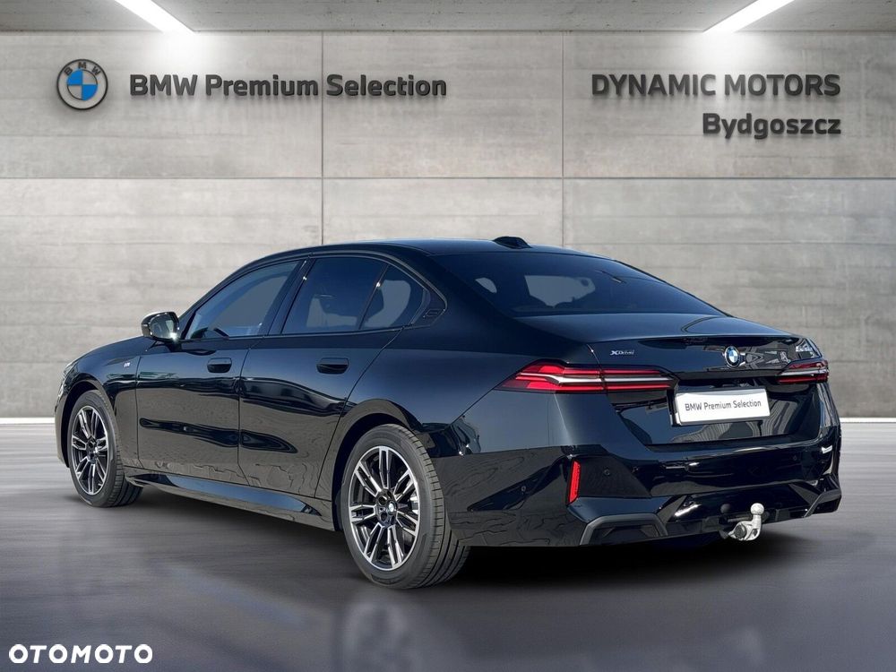 BMW Seria 5 520d xDrive mHEV M Sport - 5