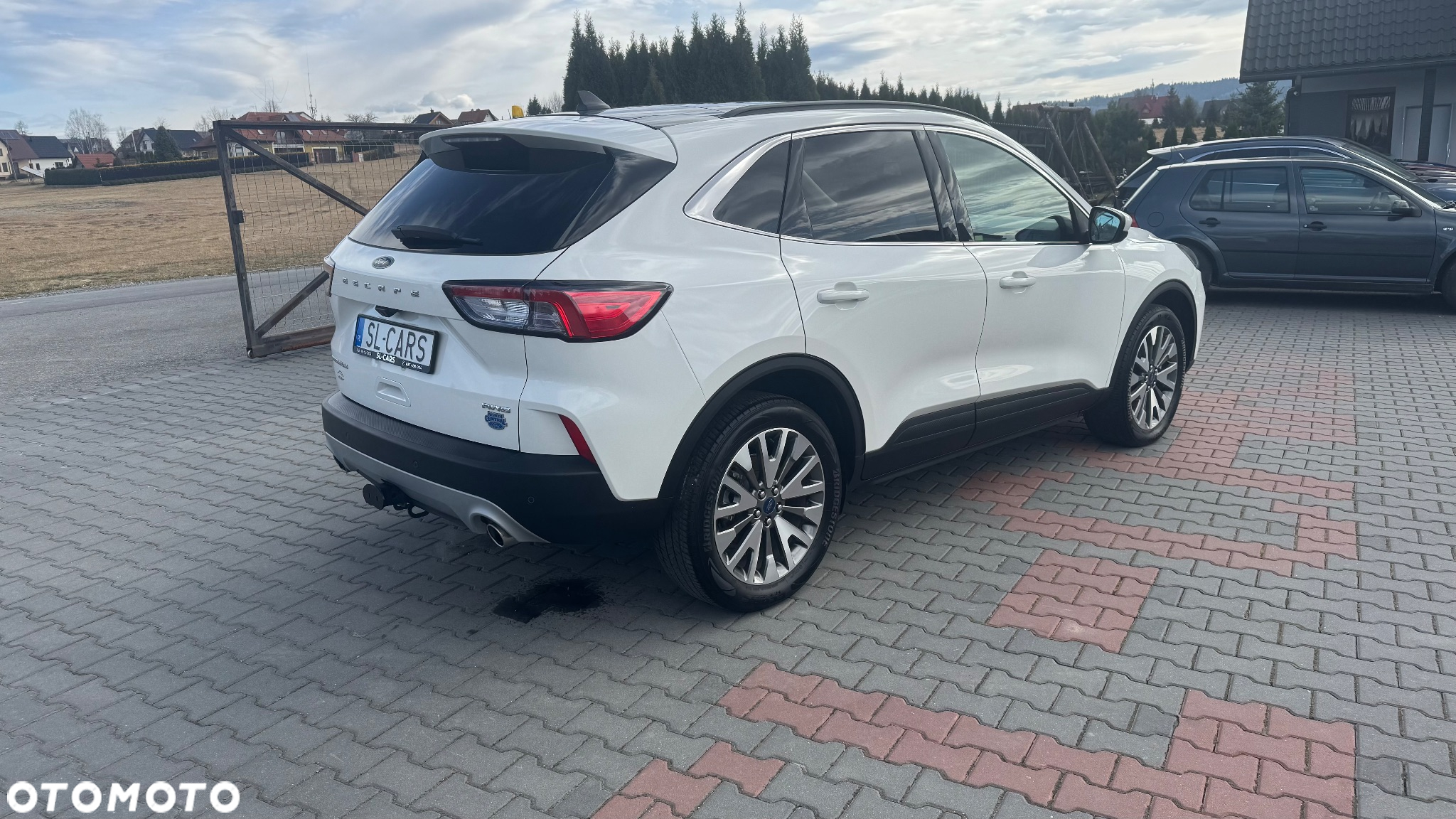 Ford Escape 2.0 EcoBoost AWD Titanium - 13