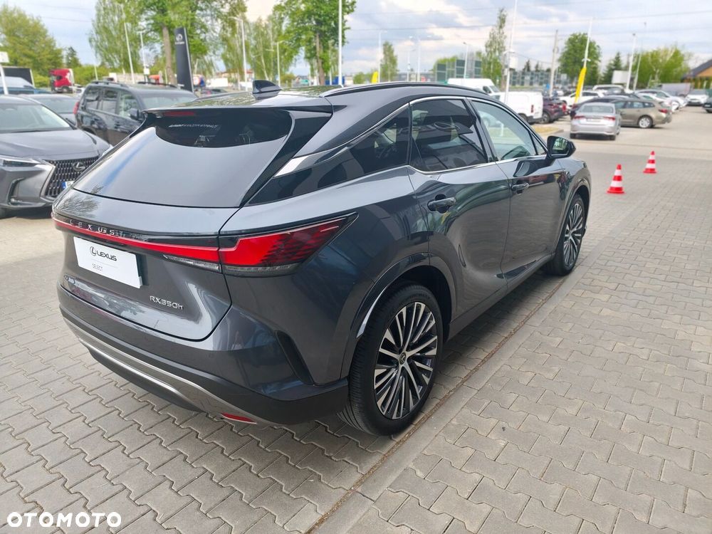 Lexus RX - 25