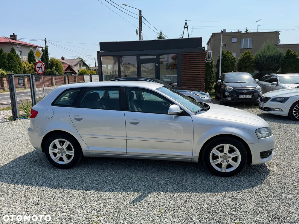 Audi A3 Sportback 1.6 Attraction - 9