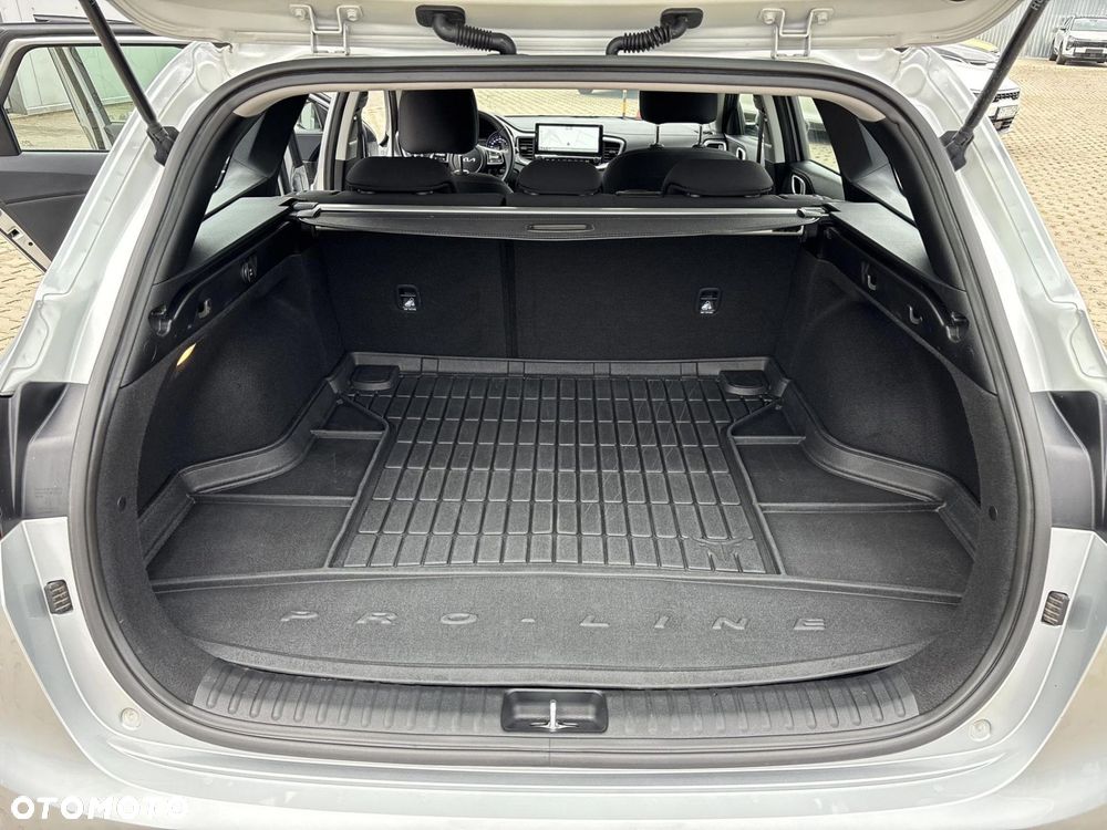 Kia Ceed 1.5 T-GDI M DCT - 16