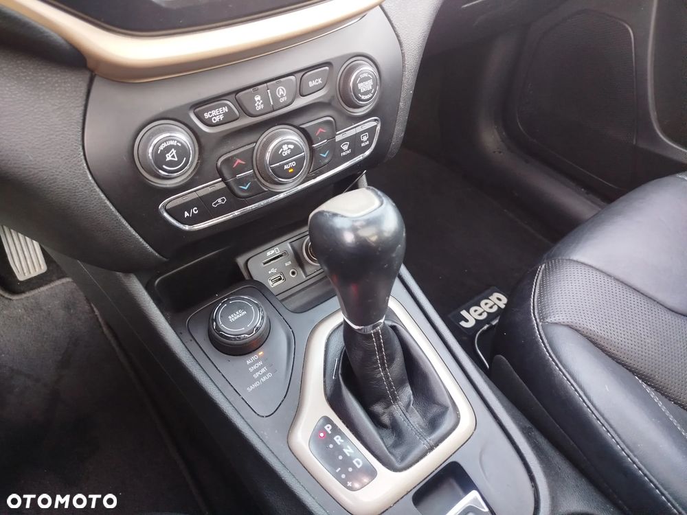 Jeep Cherokee 2.0 MJD Active Drive I Limited - 15