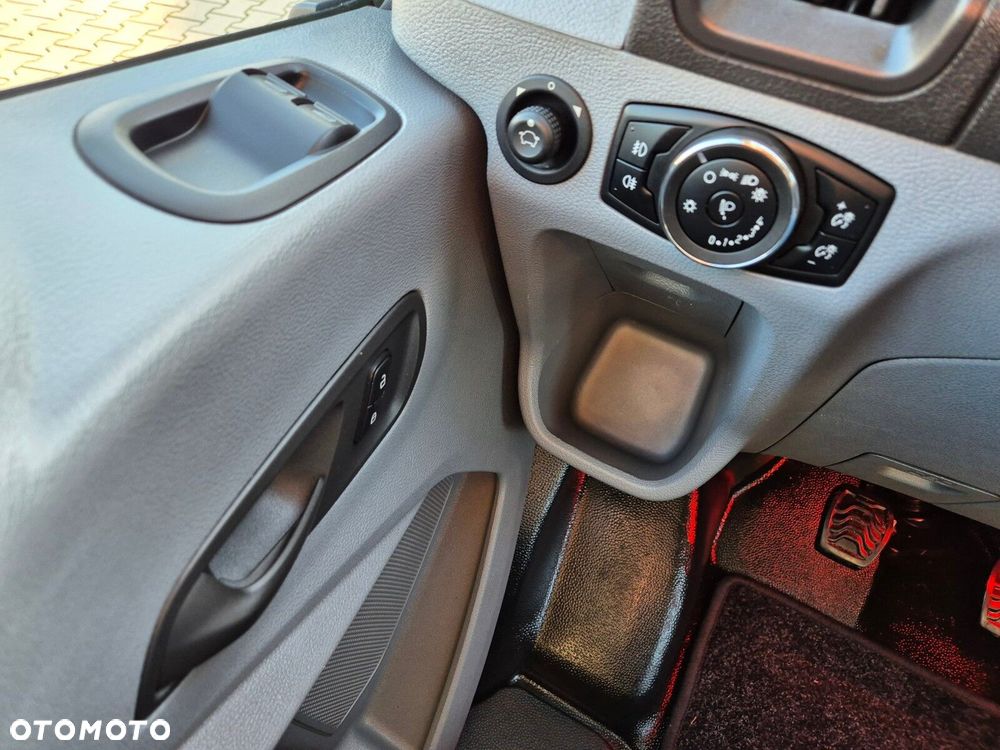 Ford transit L3H2 *49999zł NETTO* 2,0TdCi/170KM - 18
