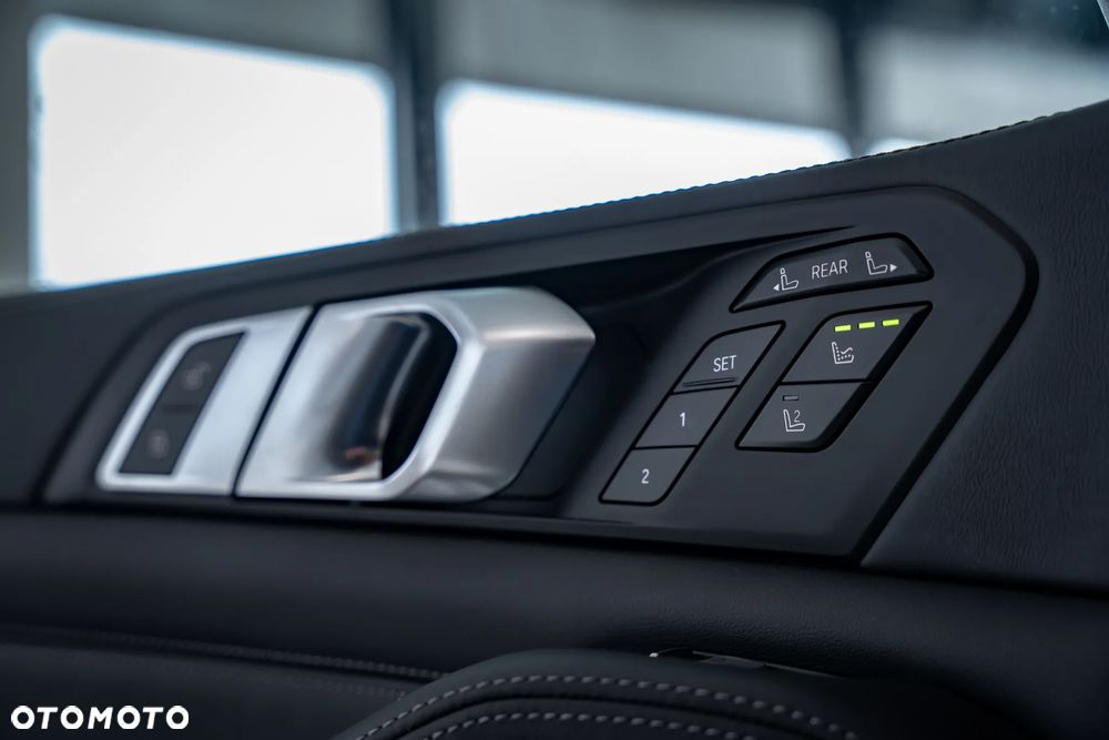 BMW X7 xDrive40d mHEV sport - 23